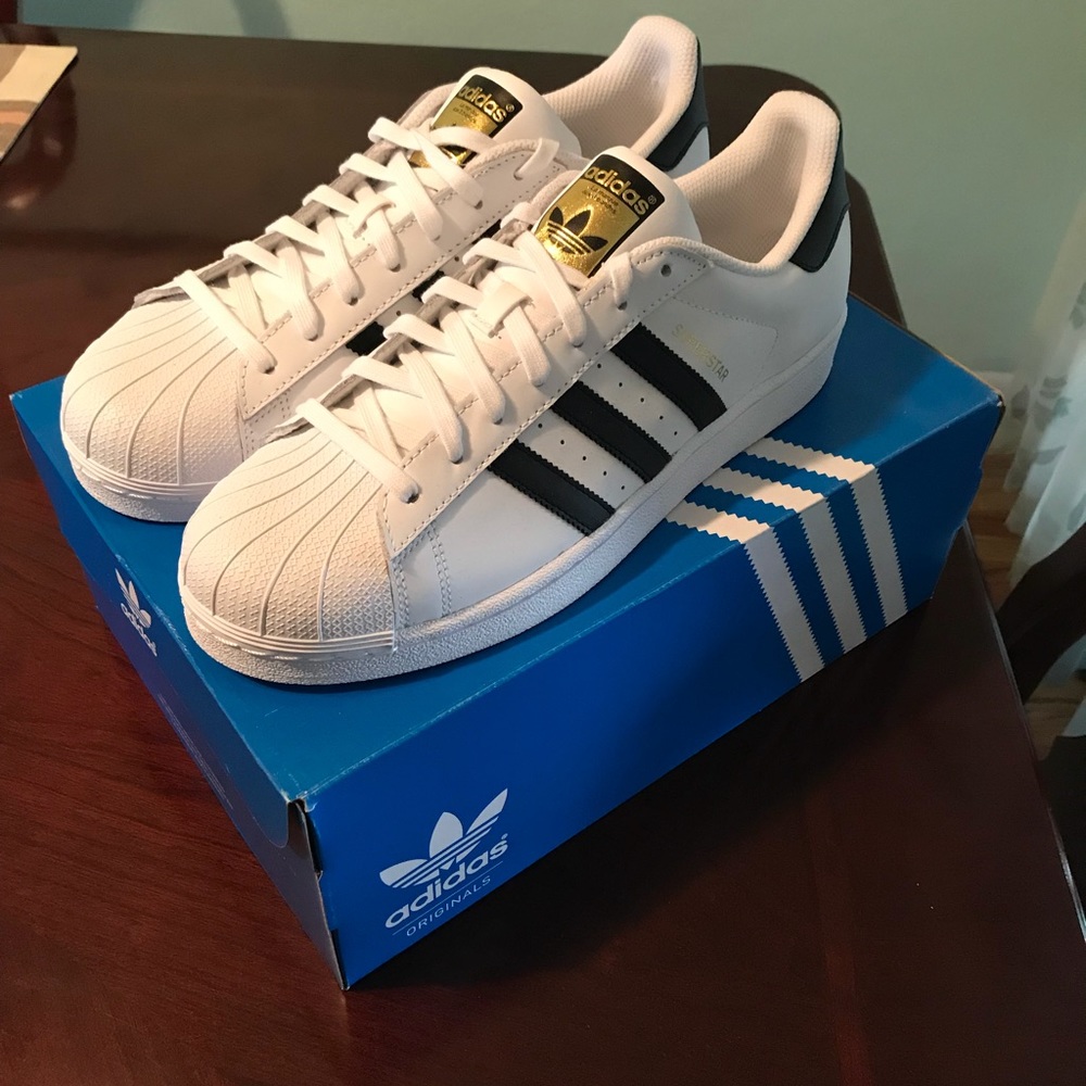 Adidas superstar women’s sneakers